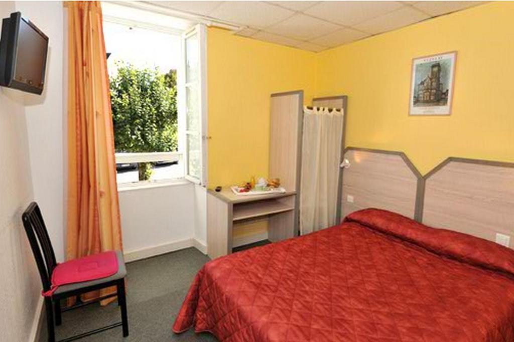 Le Compostelle Hotel Vézelay Cameră foto