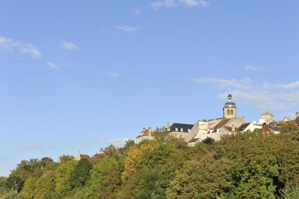 Le Compostelle Hotel Vézelay Exterior foto